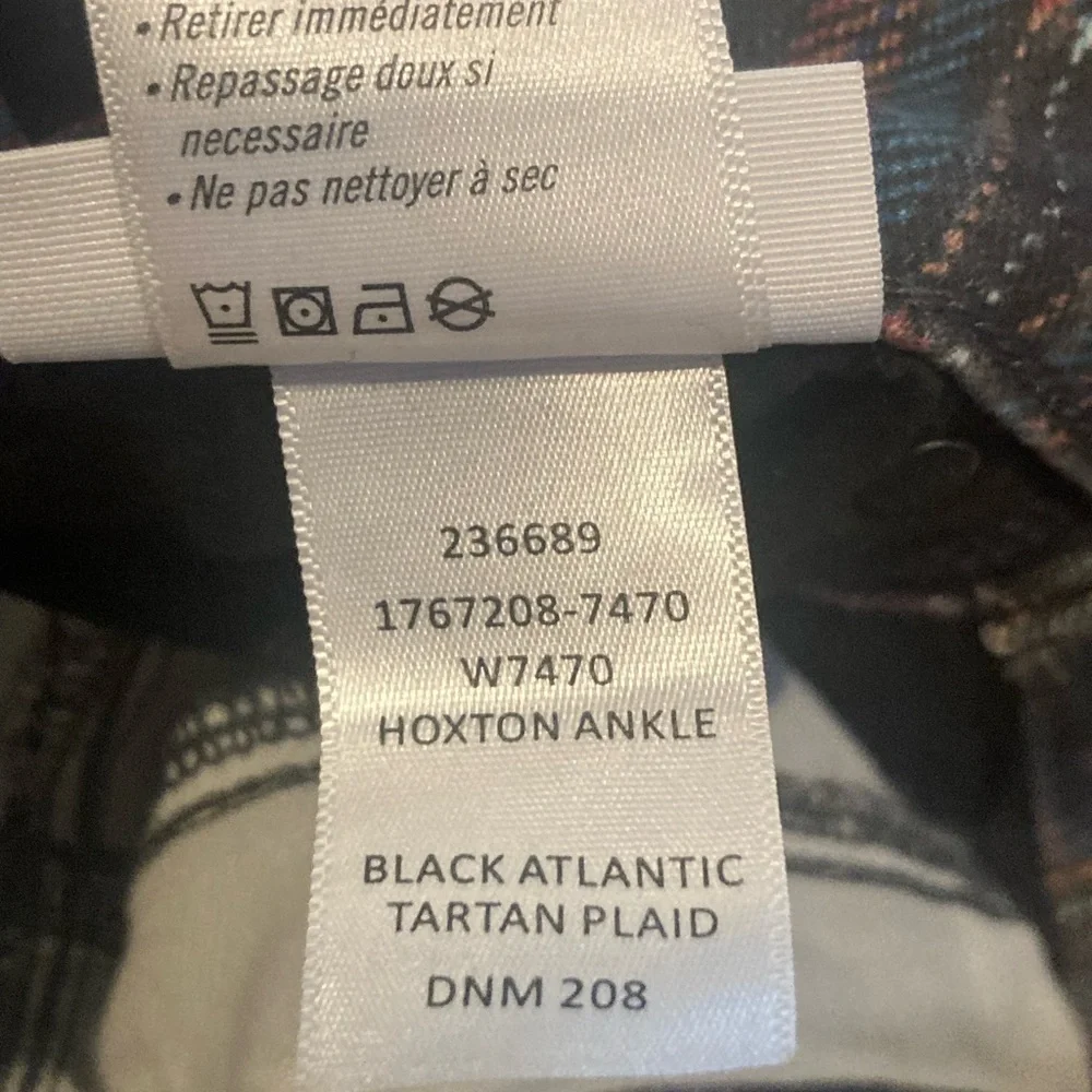 Paige size 25 Hoxton Ankle Black Atlantic Titan plaid jeans